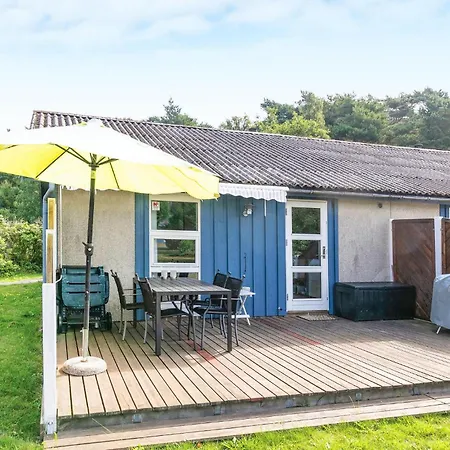 1 Bedroom Lovely In Nexo Daire